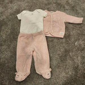 Carter's 3 Pc Outfit
